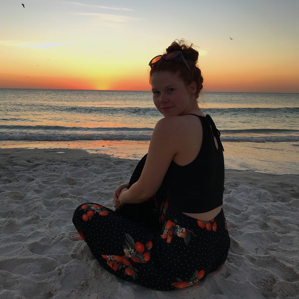 Meet your Posher, Elizabeth